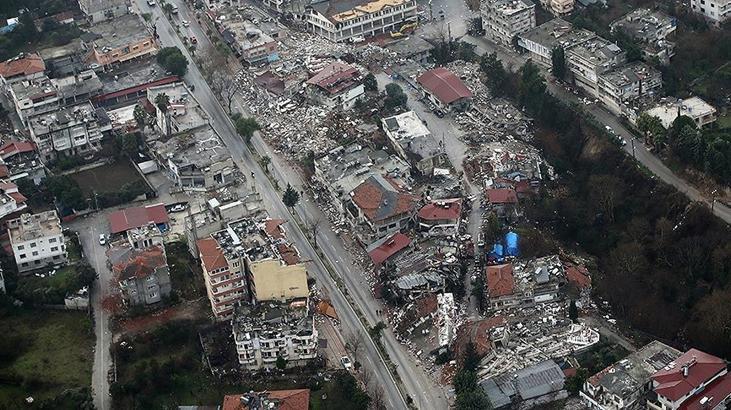 Deprem bölgesinden sanatçılar SaDe’de