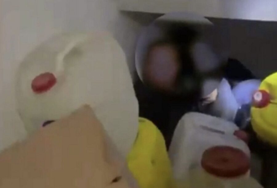 Hatay’da fuhşa sürüklenen 6 kadın bidonla kapatılan gizli bölmeden çıktı